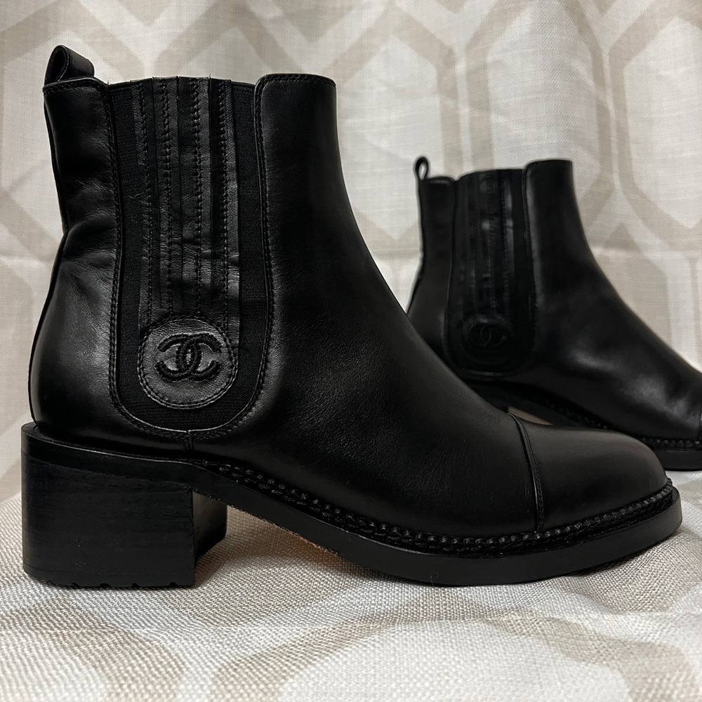 CHANEL ankle boots